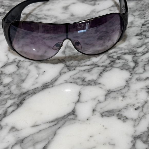 Vintage Dolce & Gabbana Vintage Logo Shield Sunglasses Women OS Black Gold main image 8